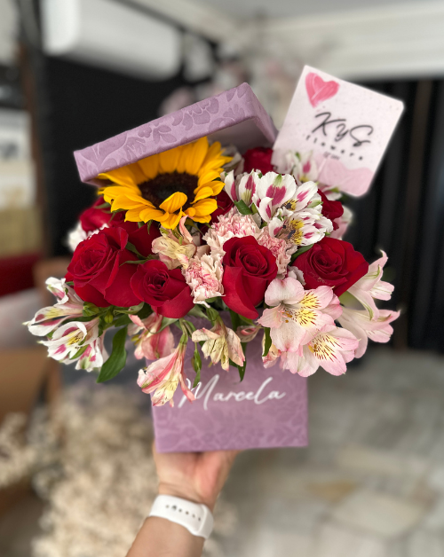 arreglo floral en box de variedades mixtas